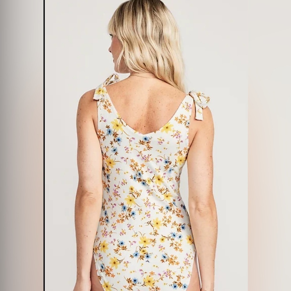 Old Navy Bodysuit - Picture 2 of 5